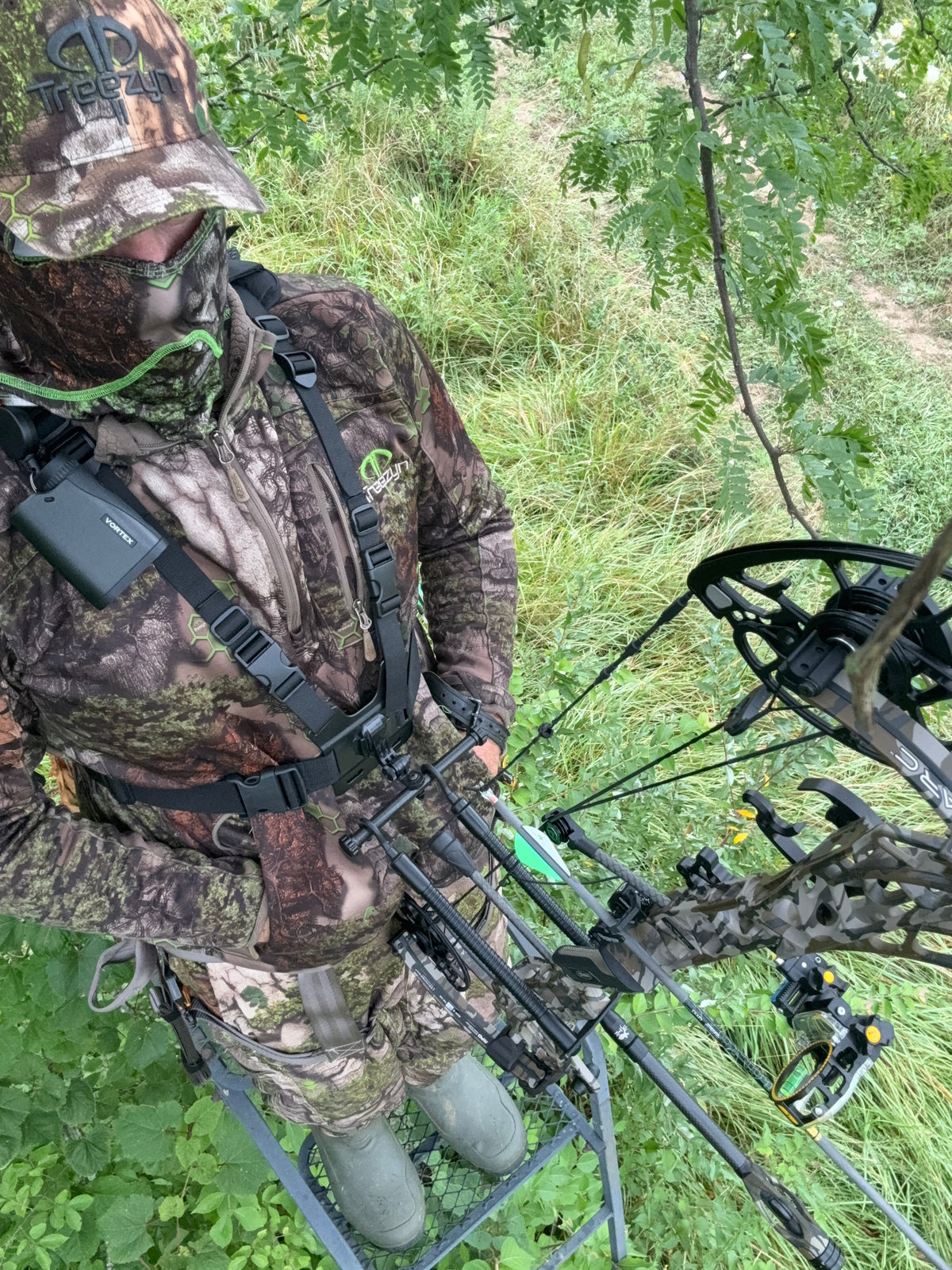 The SpotMeNot Chest Mount Bow Hanger Gen 1 sold out. (GEN 2 available now).